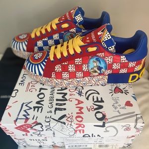 NEW IN BOX! Dolce & Gabbana leather low top sneakers in frigo print